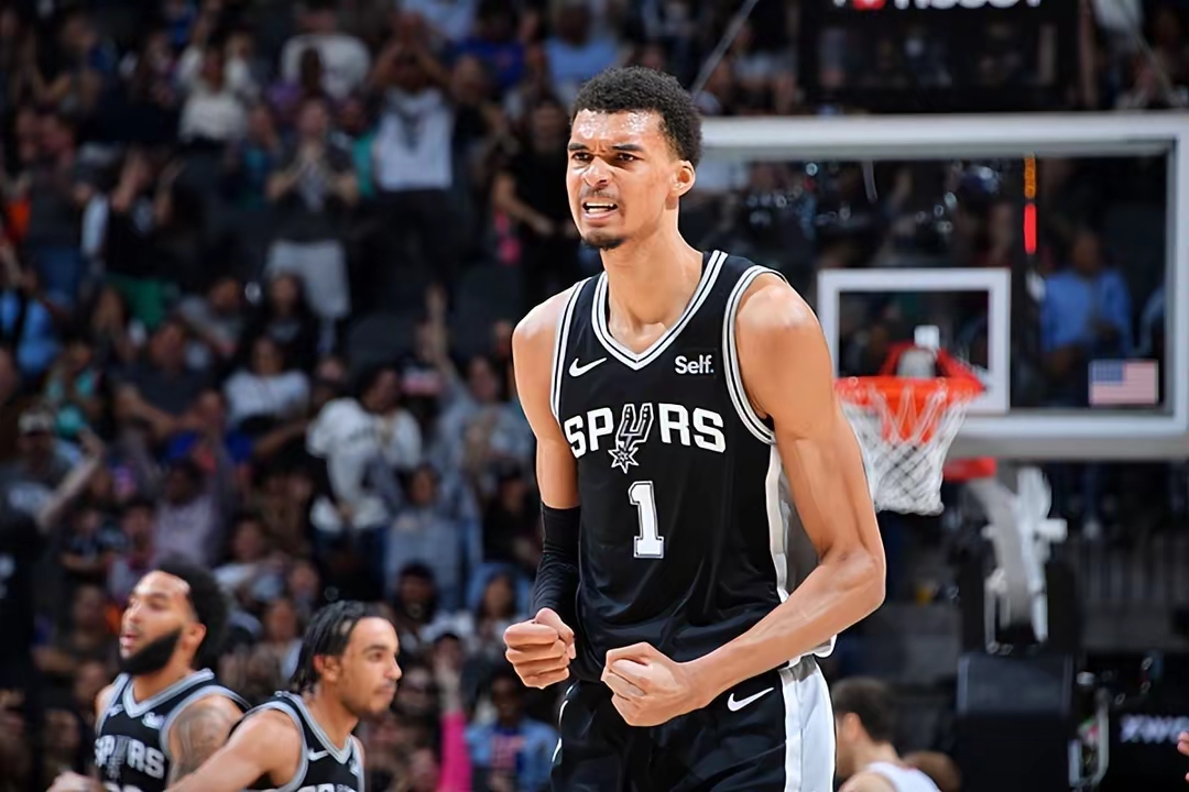 lol台服官网地址-包含阿斯顿维拉国际比赛日篮板制胜，志在NBA常规赛名次提升，赛场秩序良好，团队化学反应显著的词条